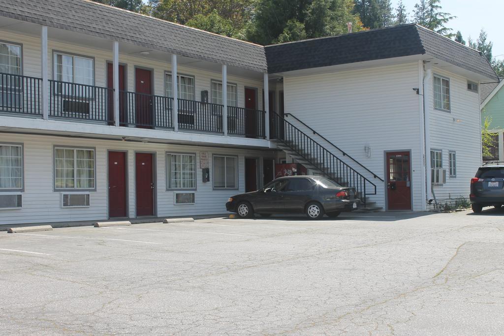 Stagecoach Motel Grass Valley Buitenkant foto